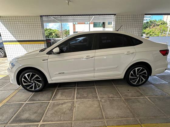 VOLKSWAGEN VIRTUS 1.0 200 TSI HIGHLINE AUTOMÁTICO VOLKSWAGEN VIRTUS 1.0 200 TSI HIGHLINE AUTOMÁTICO